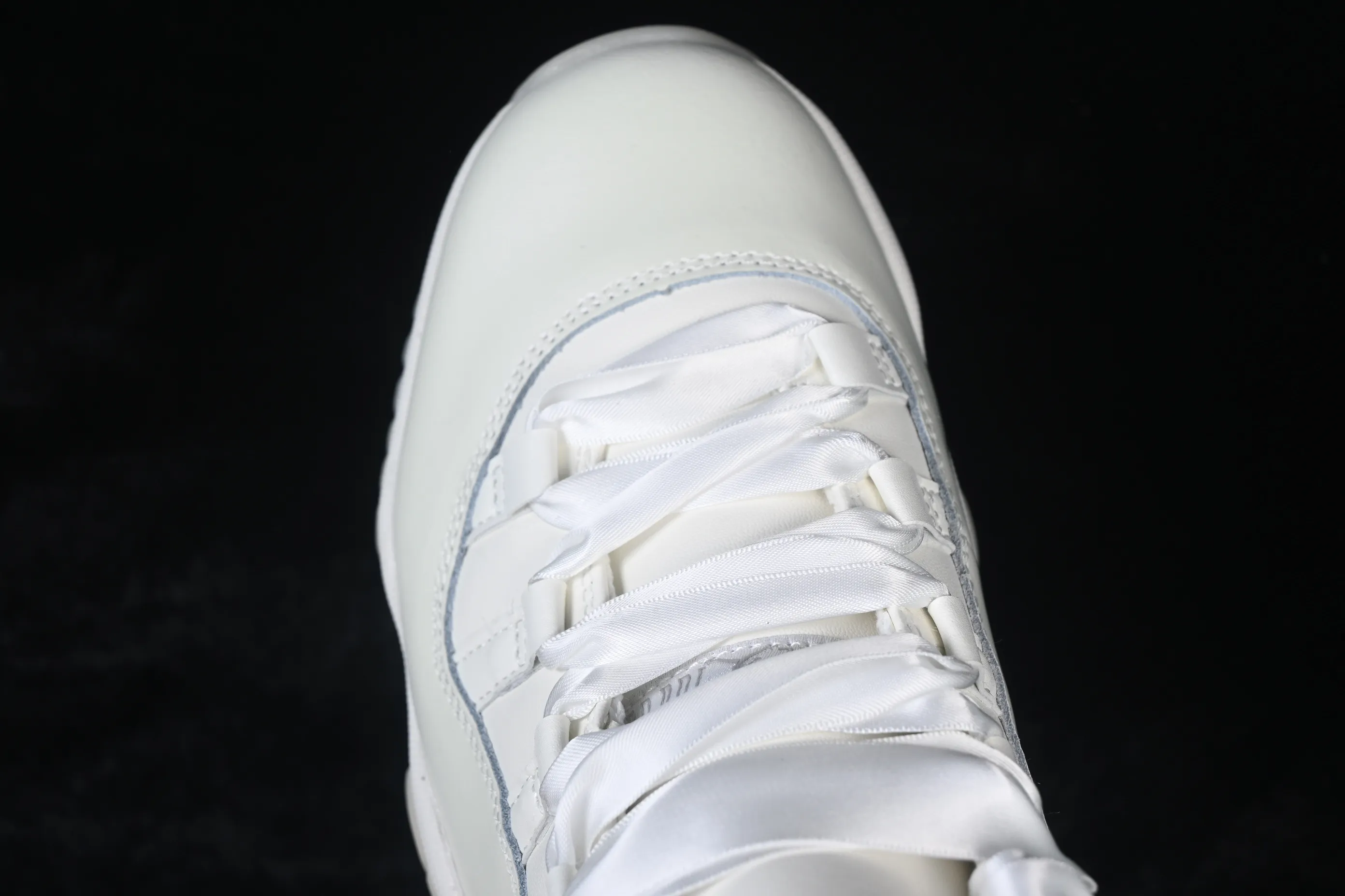 All categories Air Jordan Jordan series basketball shoes Air Jordan 11 Air Jordan 11 Retro "Pearl" AJ11 Joe 11 Pearl White AR0715-110
